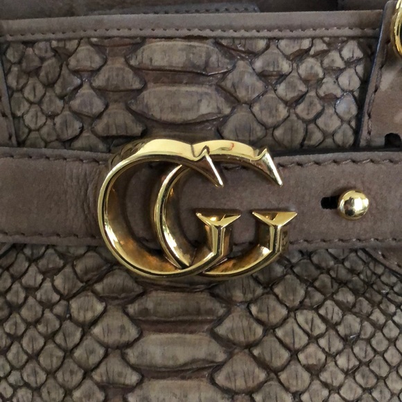 SALE Today onlyđź‘›!!!!!Gucci python running bag - Picture 5 of 8